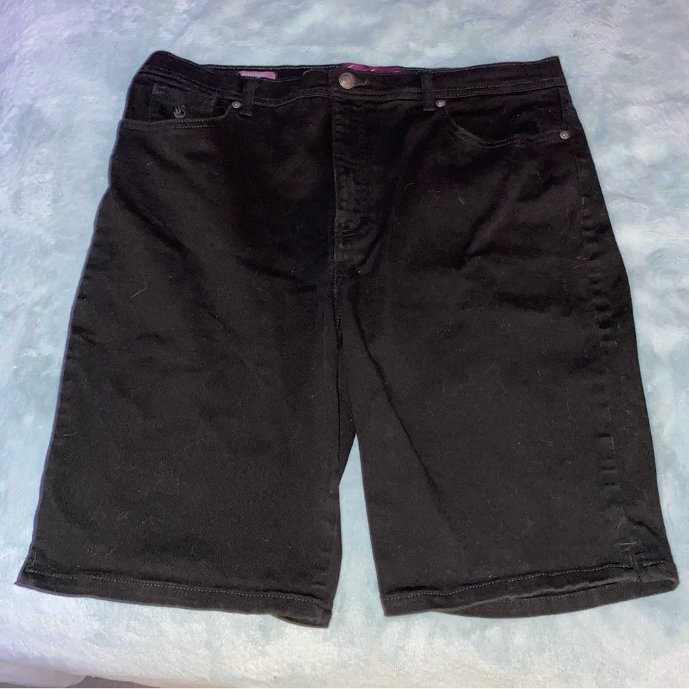 Gloria Vanderbilt Jean Shorts